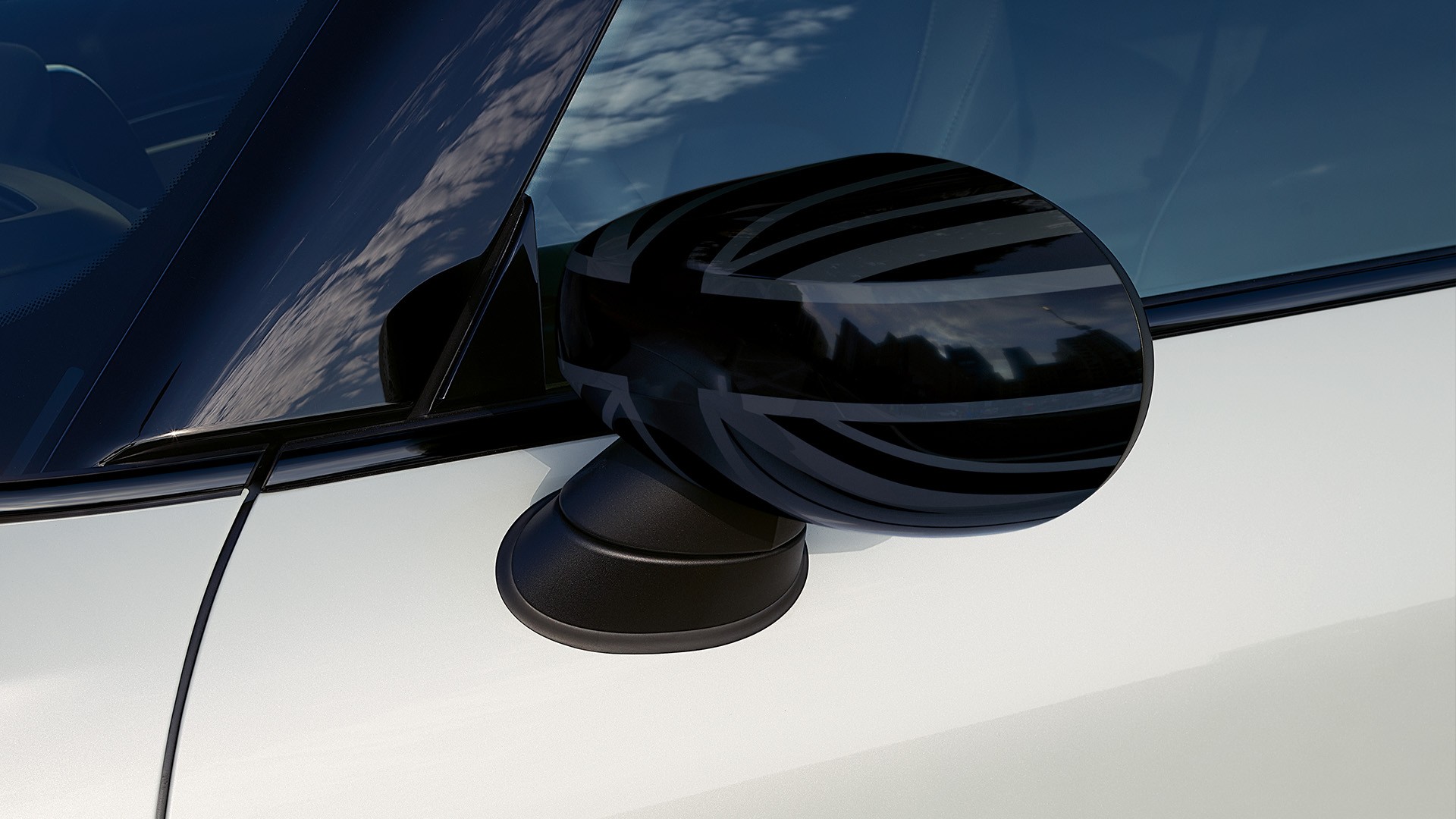 MINI Cooper SE  – Накладки на дзеркала - Night Jack